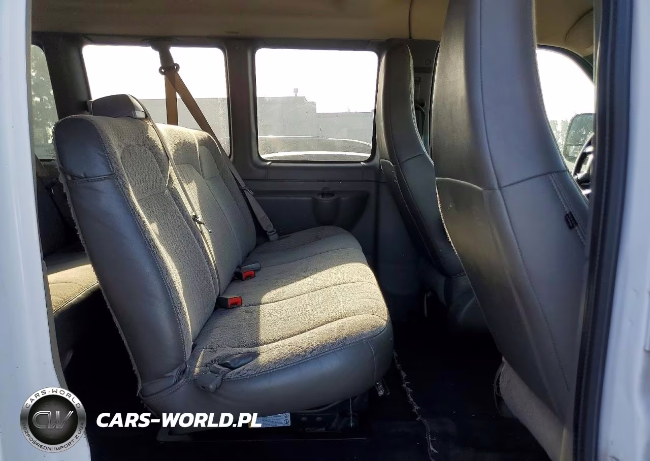 2019 CHEVROLET EXPRESS G3500 LT VIN:1GAZGMFG2K1278130 - 11