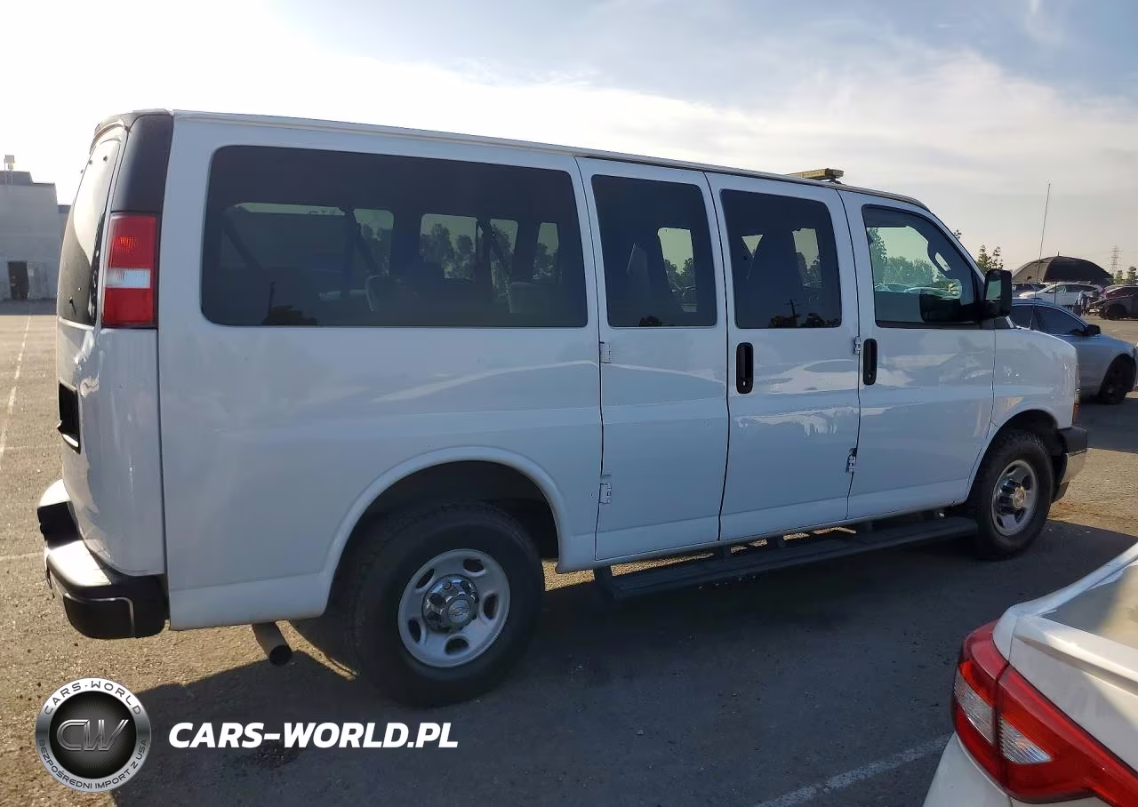 2019 CHEVROLET EXPRESS G3500 LT VIN:1GAZGMFG2K1278130 - 3