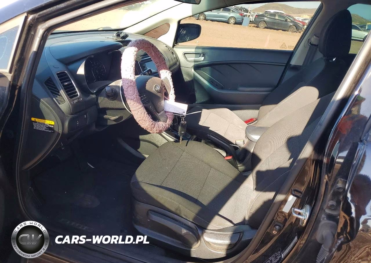2018 Kia Forte Lx VIN:3KPFK4A73JE202251 - 7
