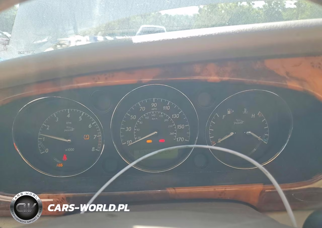 2007 Jaguar Xj8 VIN:SAJWA71B47SH16502 - 9