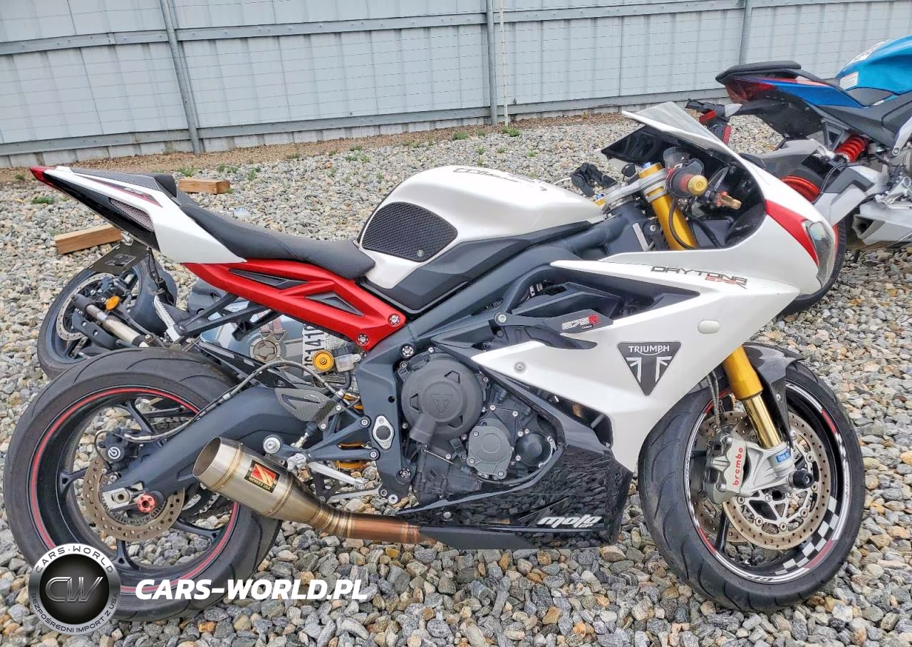 2017 Triumph Motorcycle Daytona 675R Abs – zdjęcie 1 z 9