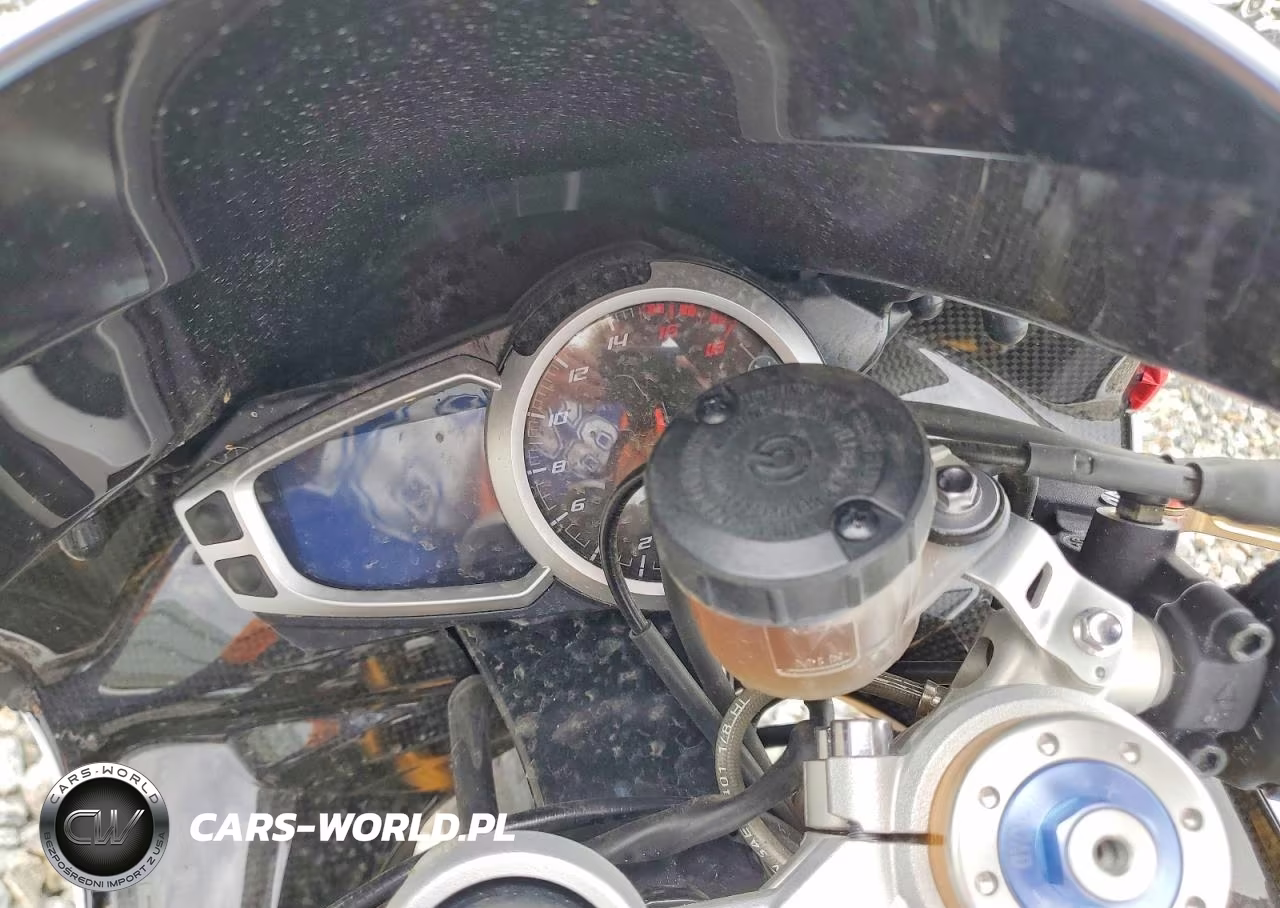 2017 Triumph Motorcycle Daytona 675R Abs VIN:SMTA02YK7HJ787459 - 7