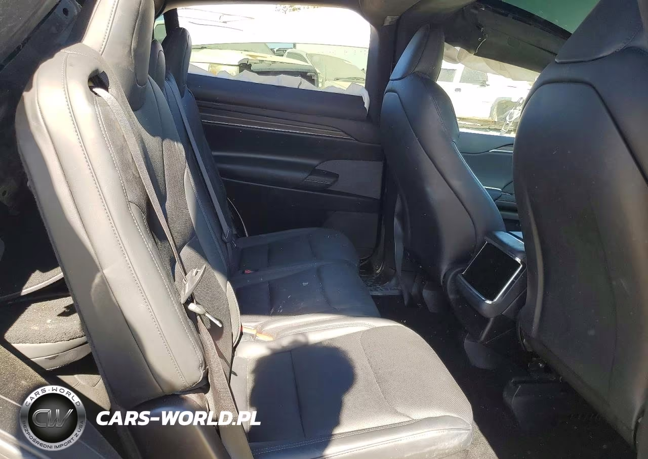2023 Tesla Model X VIN:7SAXCAE53PF386380 - 10