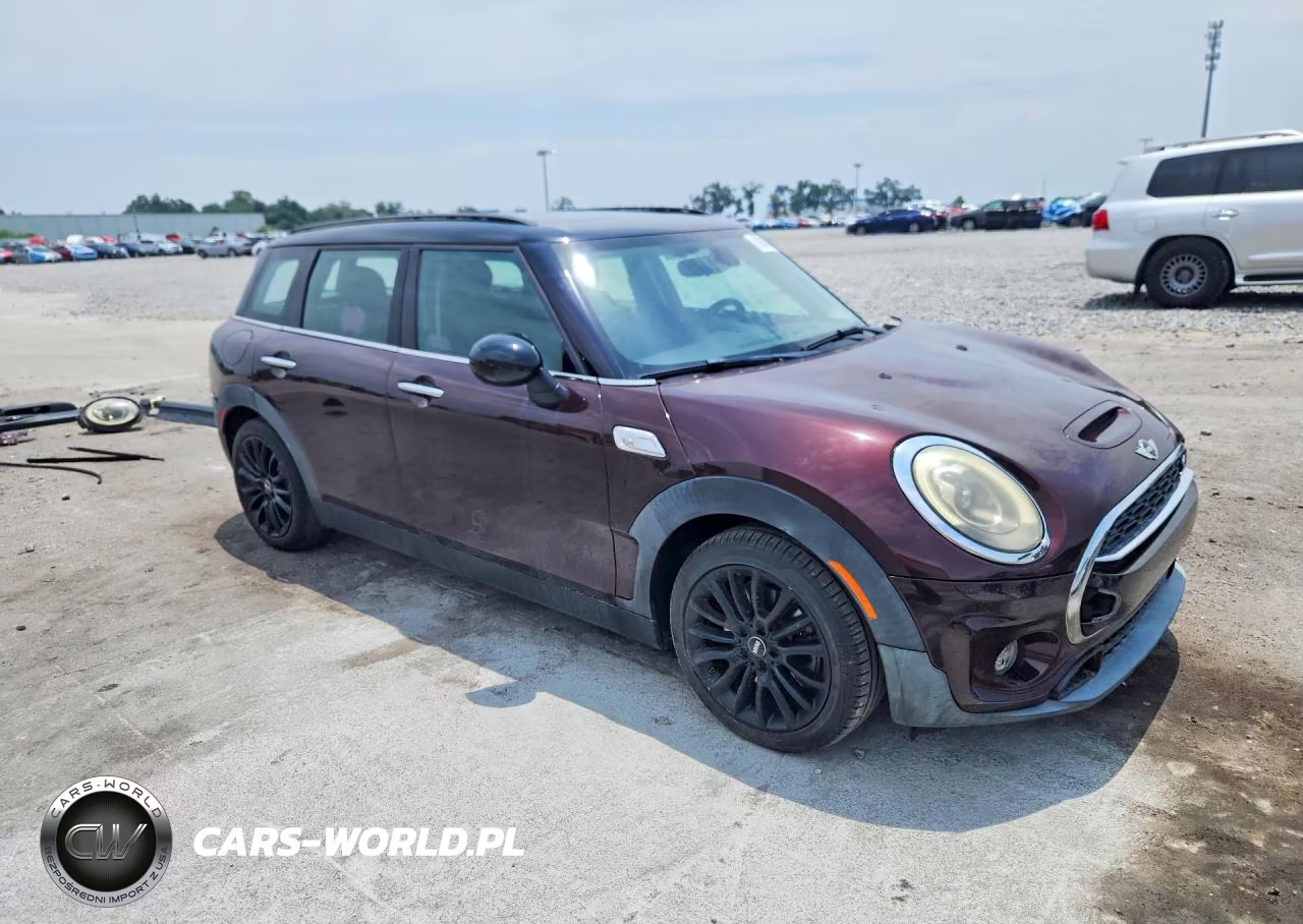 2017 Mini Cooper S Clubman VIN:WMWLN9C3XH2E49727 - 4