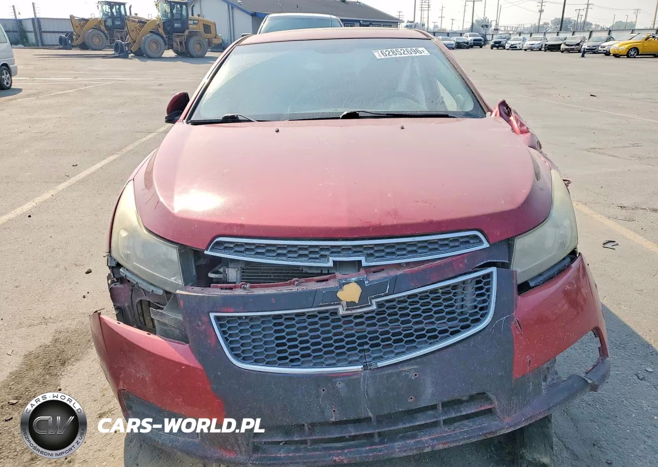2013 Chevrolet Cruze Lt VIN:1G1PC5SBXD7134134 - 5