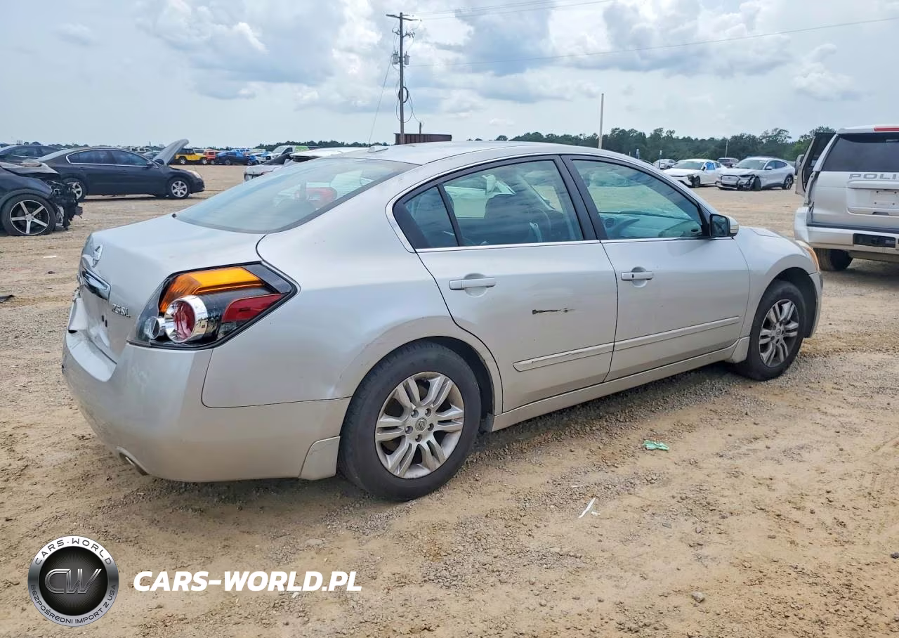 2010 Nissan Altima Base VIN:1N4AL2AP4AN497177 - 3