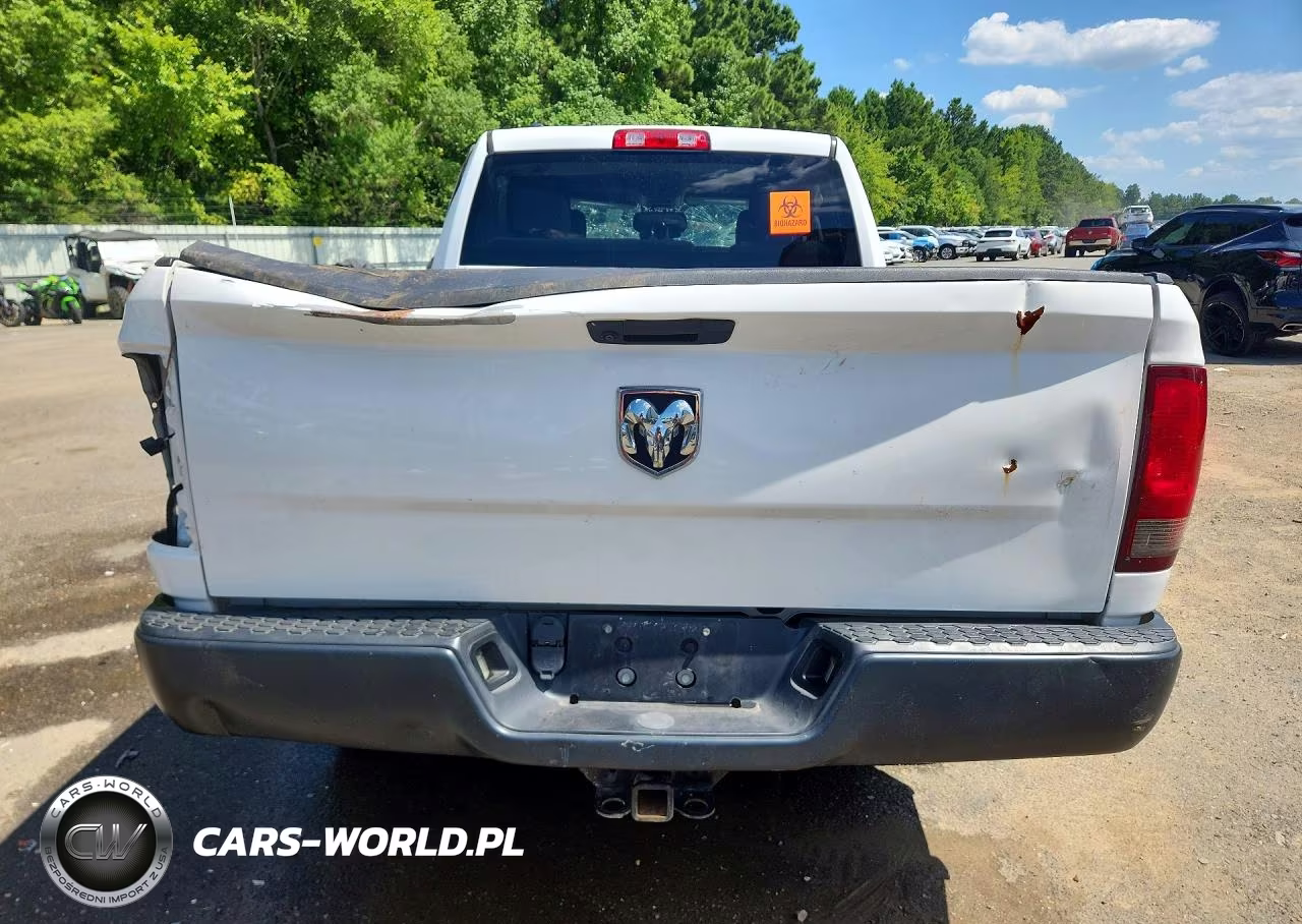 2019 Ram 1500 Classic Tradesman VIN:1C6RR6FG6KS710426 - 6