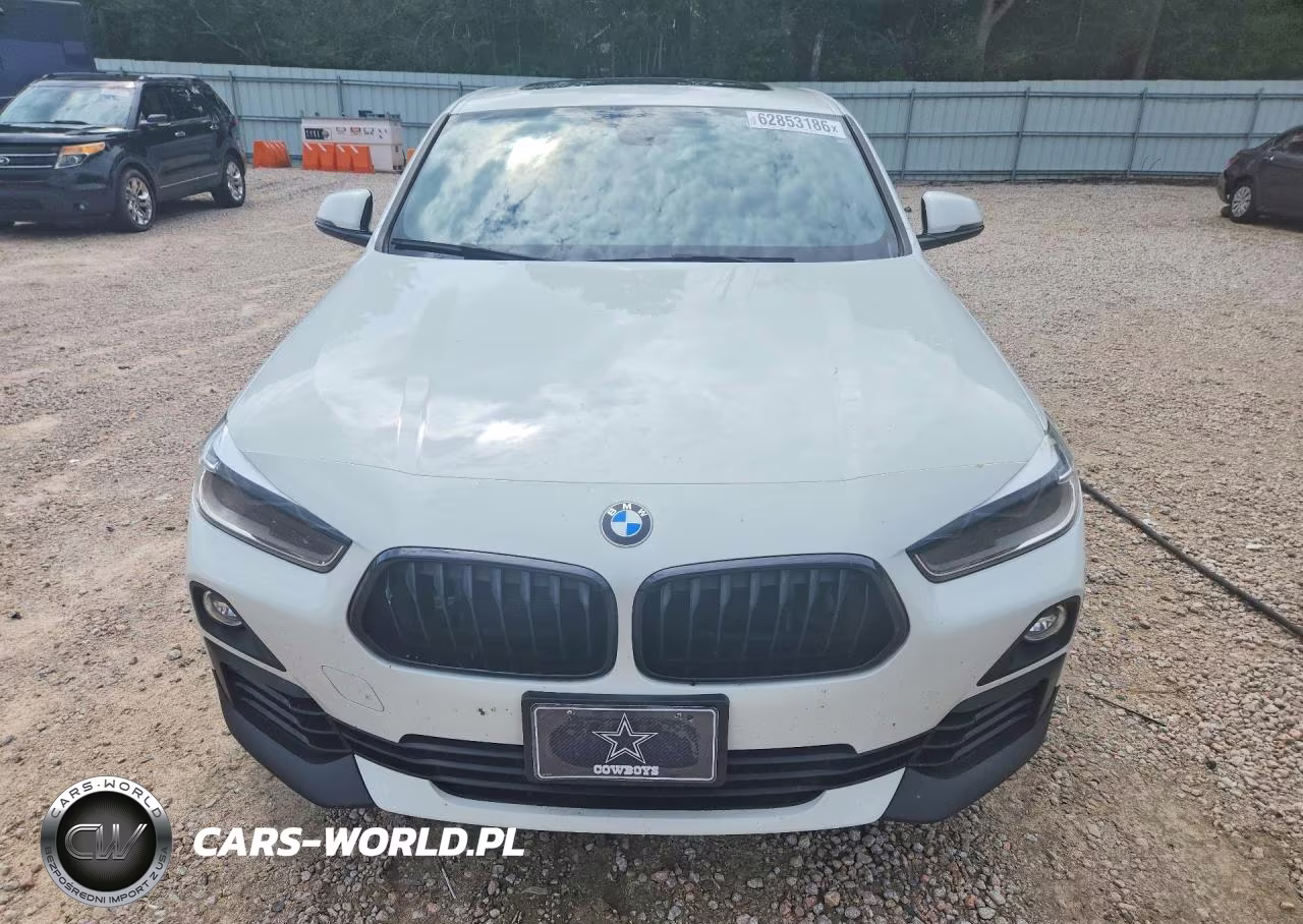 2018 BMW X2 xDrive28I VIN:WBXYJ5C38JEF75847 - 5