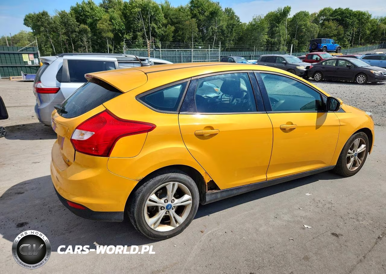 2012 Ford Focus Se VIN:1FAHP3K28CL255275 - 3