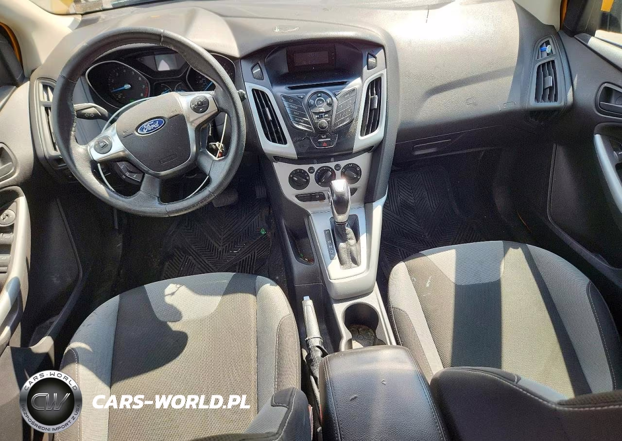 2012 Ford Focus Se VIN:1FAHP3K28CL255275 - 8