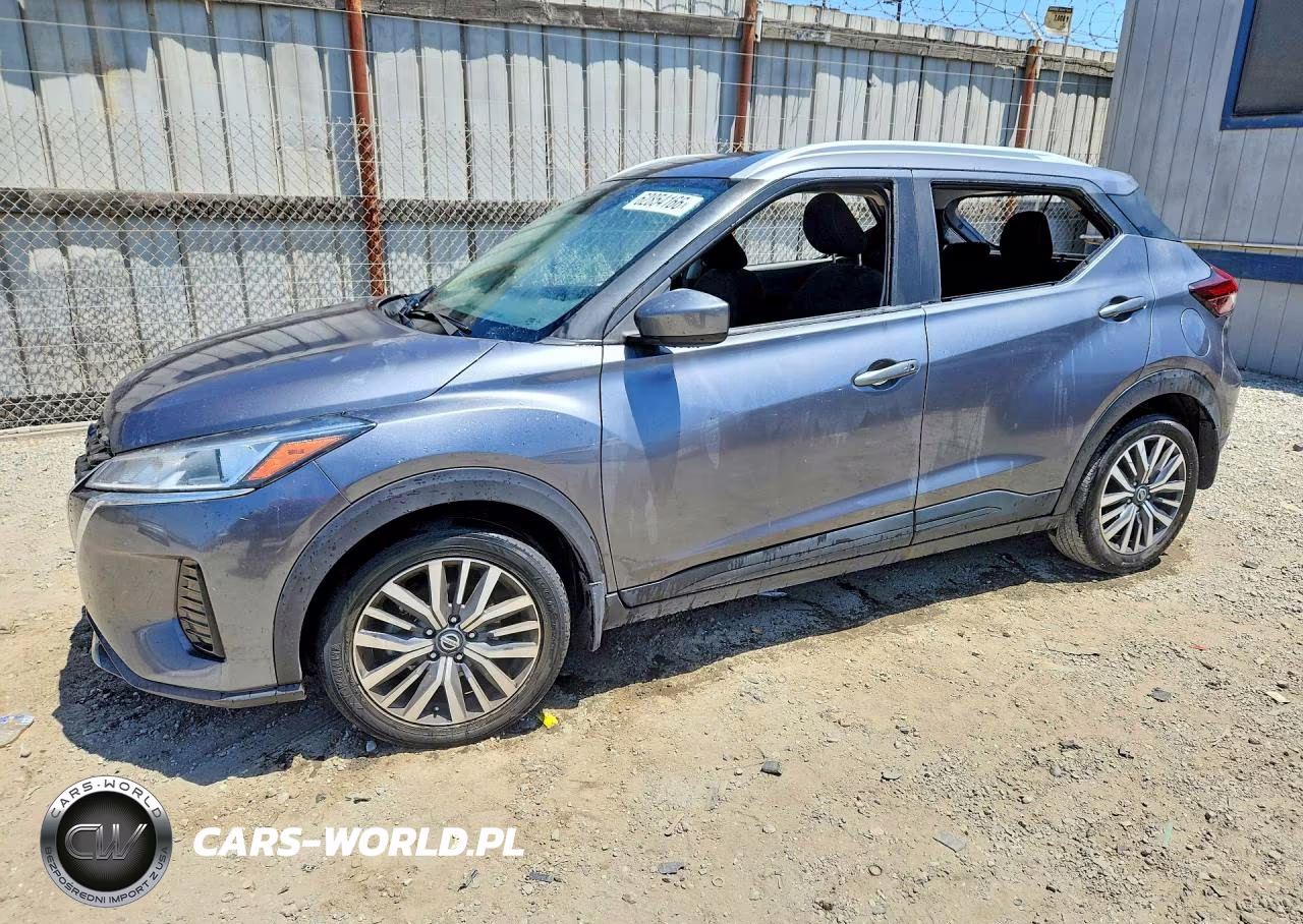 2021 Nissan Kicks Sv