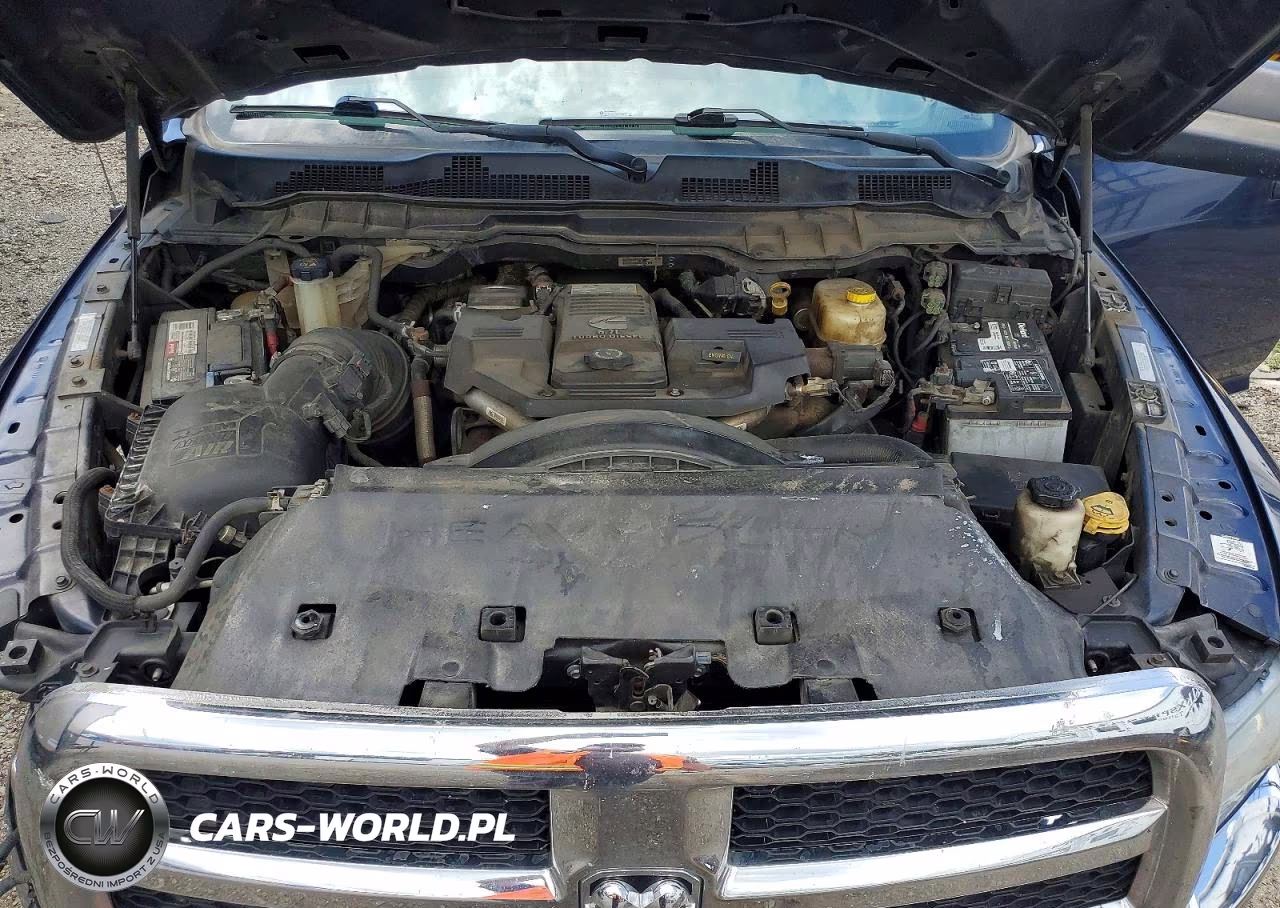 2018 Ram 3500 VIN:3C7WRTCL4JG335981 - 11