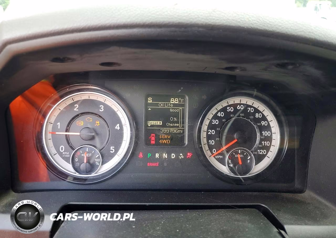 2018 Ram 3500 VIN:3C7WRTCL4JG335981 - 9