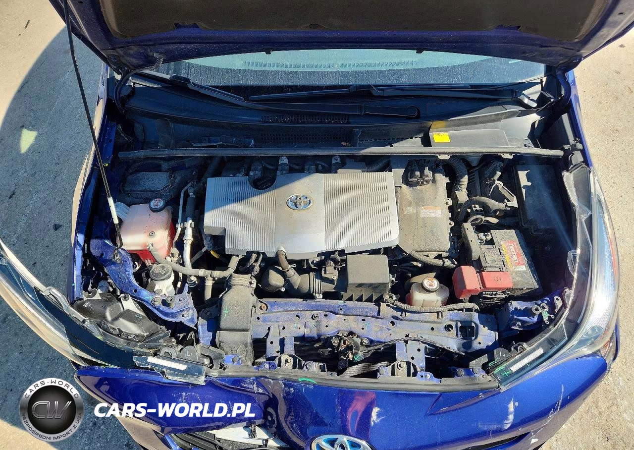 2016 Toyota Prius Two VIN:JTDKBRFUXG3527893 - 11