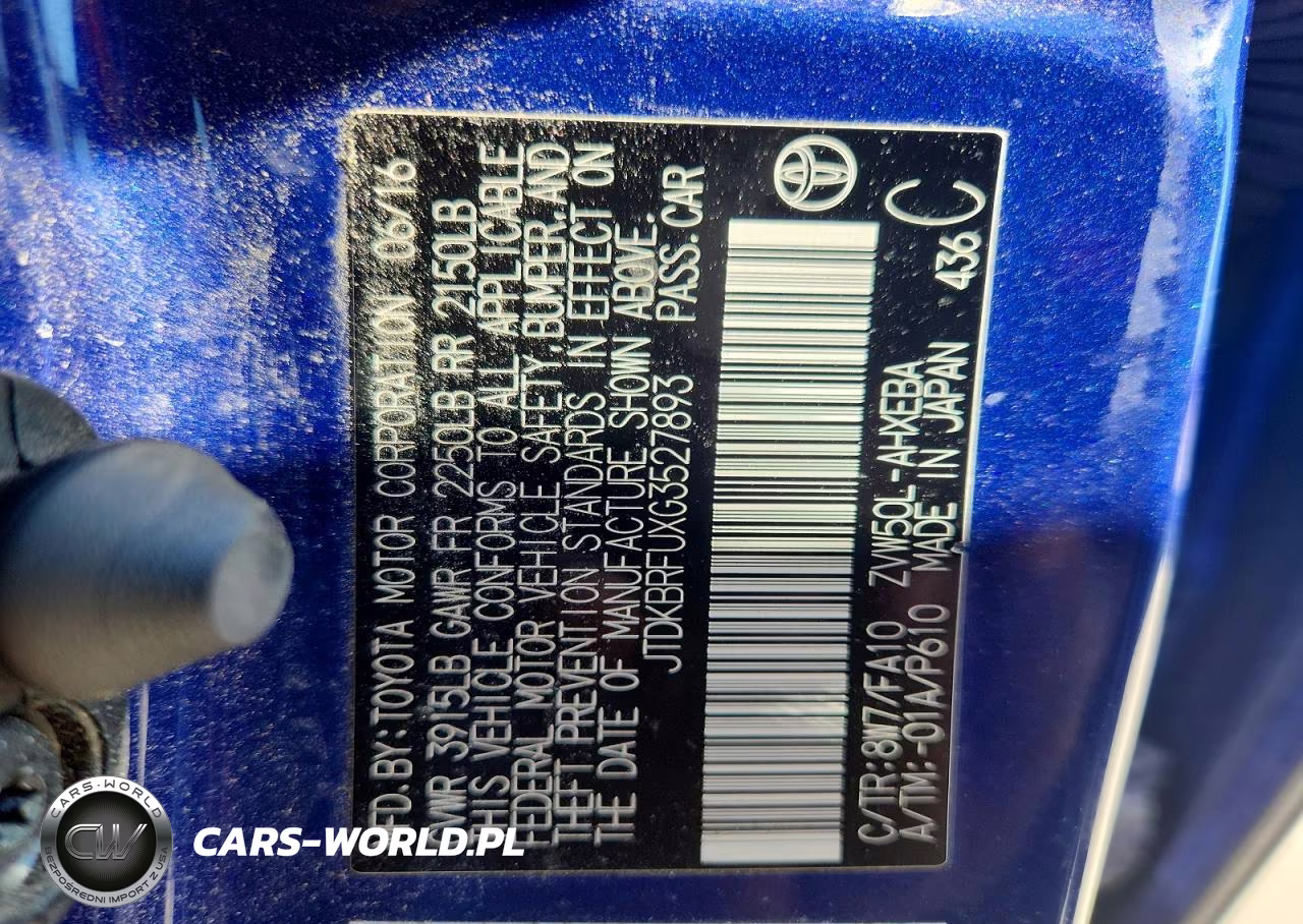 2016 Toyota Prius Two VIN:JTDKBRFUXG3527893 - 12