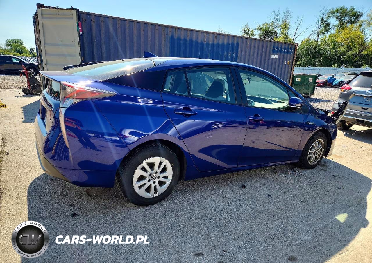 2016 Toyota Prius Two VIN:JTDKBRFUXG3527893 - 3