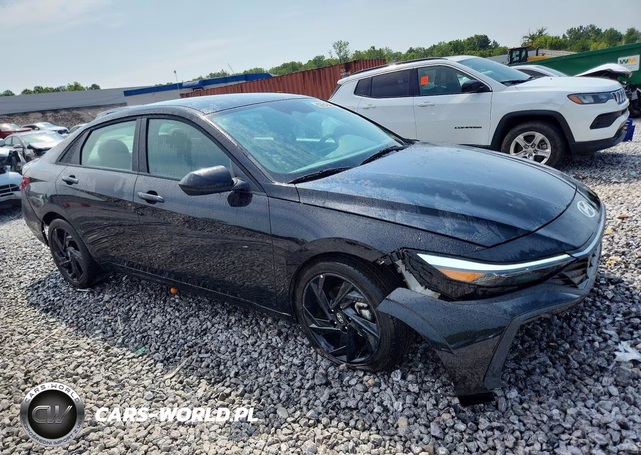 2026 Hyundai Elantra Sel Sport VIN:KMHLM4DG3TU105379 - 4