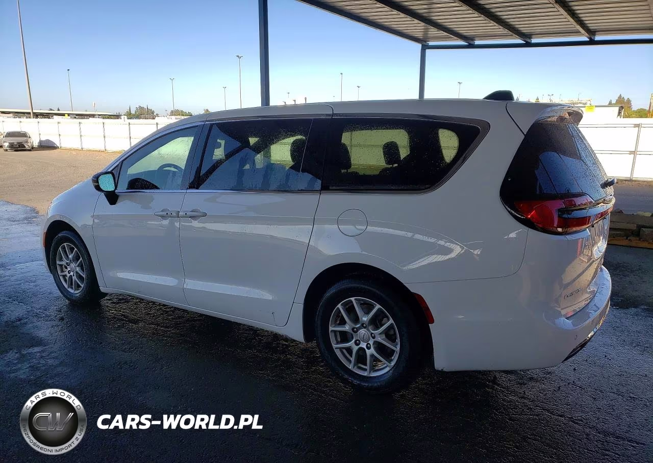 2026 Chrysler Pacifica Select VIN:2C4RC1BG6TR172171 - 2