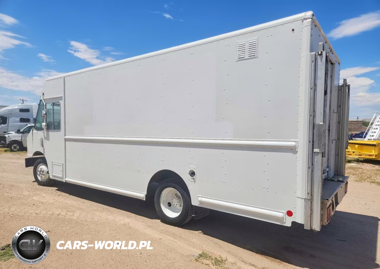2015 Freightliner Mt45G Chassis Delivery Truck VIN:4UZAC1DV3FCGX4544 - 2