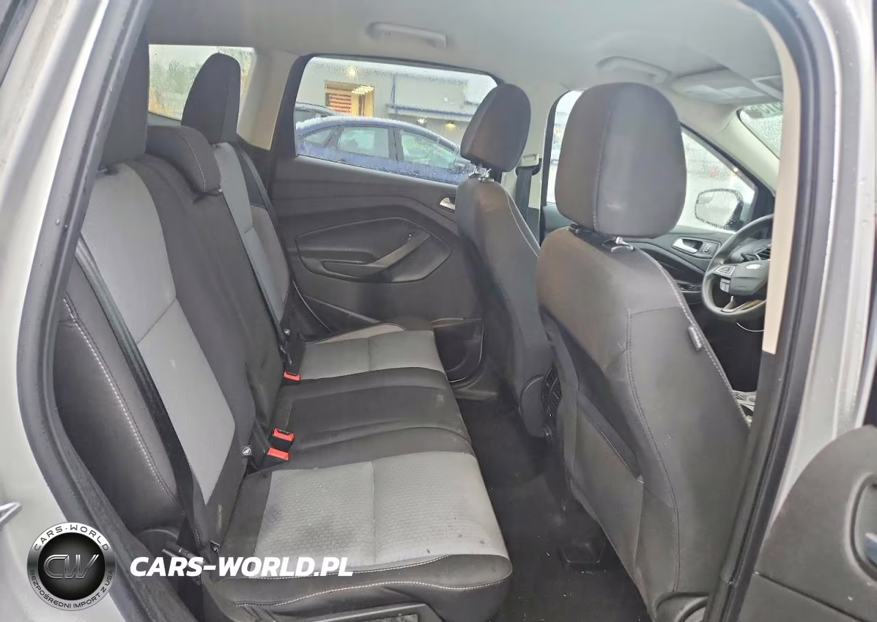 2017 Ford Escape Se VIN:1FMCU9GD9HUD98744 - 10