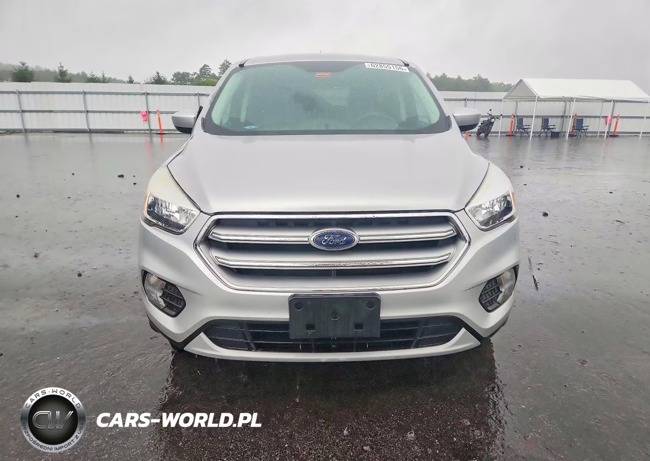 2017 Ford Escape Se VIN:1FMCU9GD9HUD98744 - 5