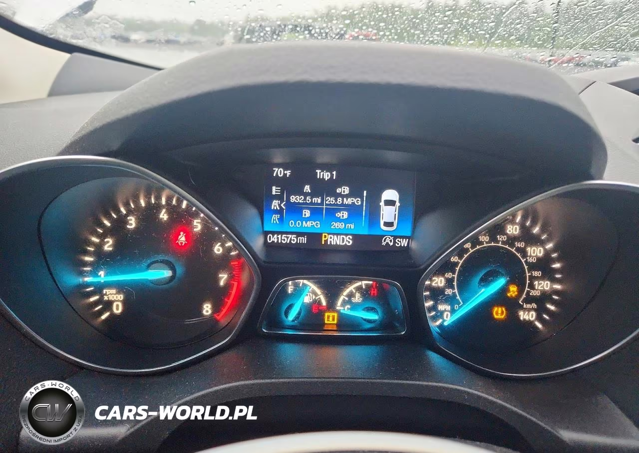 2017 Ford Escape Se VIN:1FMCU9GD9HUD98744 - 9