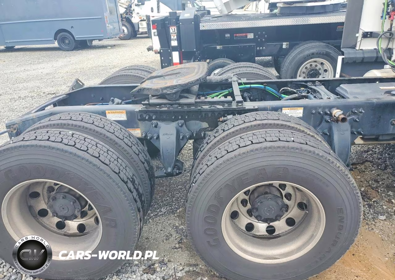 2020 Freightliner Cascadia 126 VIN:3AKJHHDR2LSLV6941 - 14
