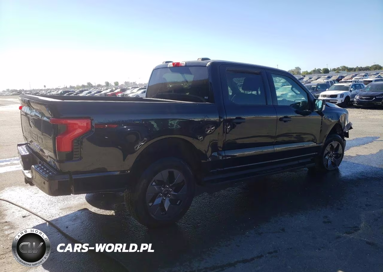 2024 Ford F150 Lightning Xlt VIN:1FTVW3LK6RWG06514 - 3