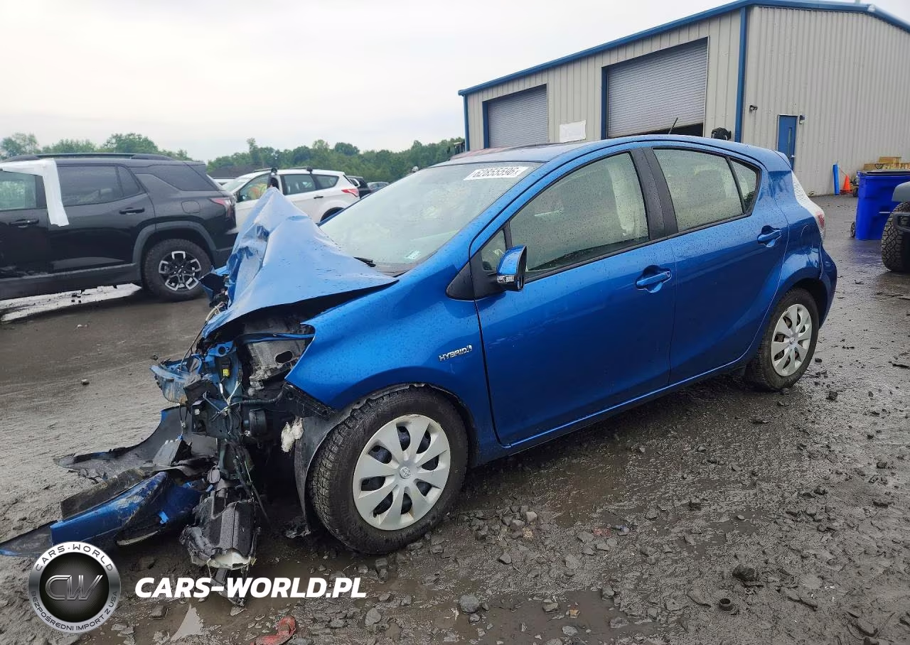 2013 Toyota Prius C Two