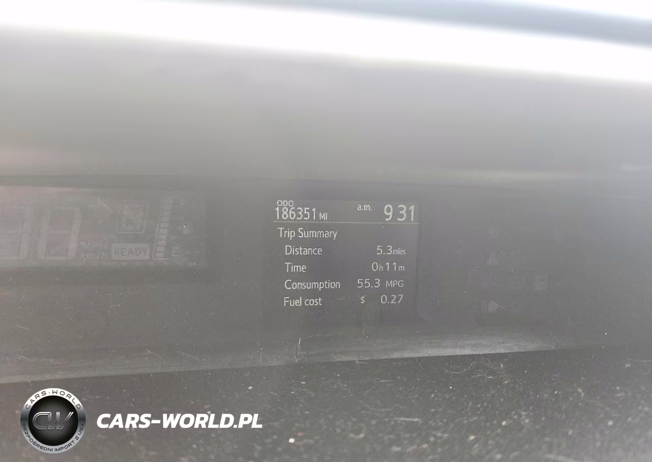 2013 Toyota Prius C Two VIN:JTDKDTB30D1531186 - 9