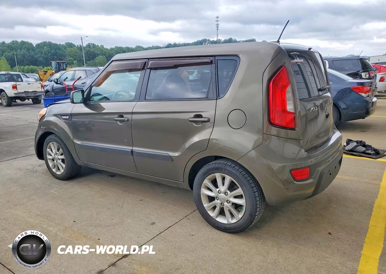 2013 Kia Soul Base VIN:KNDJT2A56D7561236 - 2