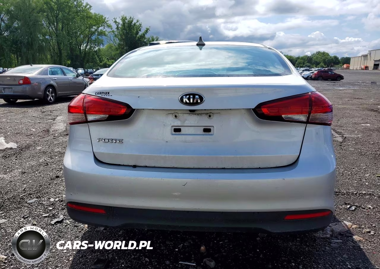 2017 Kia Forte Lx VIN:3KPFL4A79HE144170 - 6