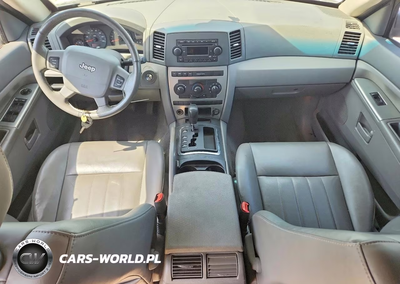 2005 Jeep Grand Cherokee Laredo VIN:1J8HS48N65C550192 - 8