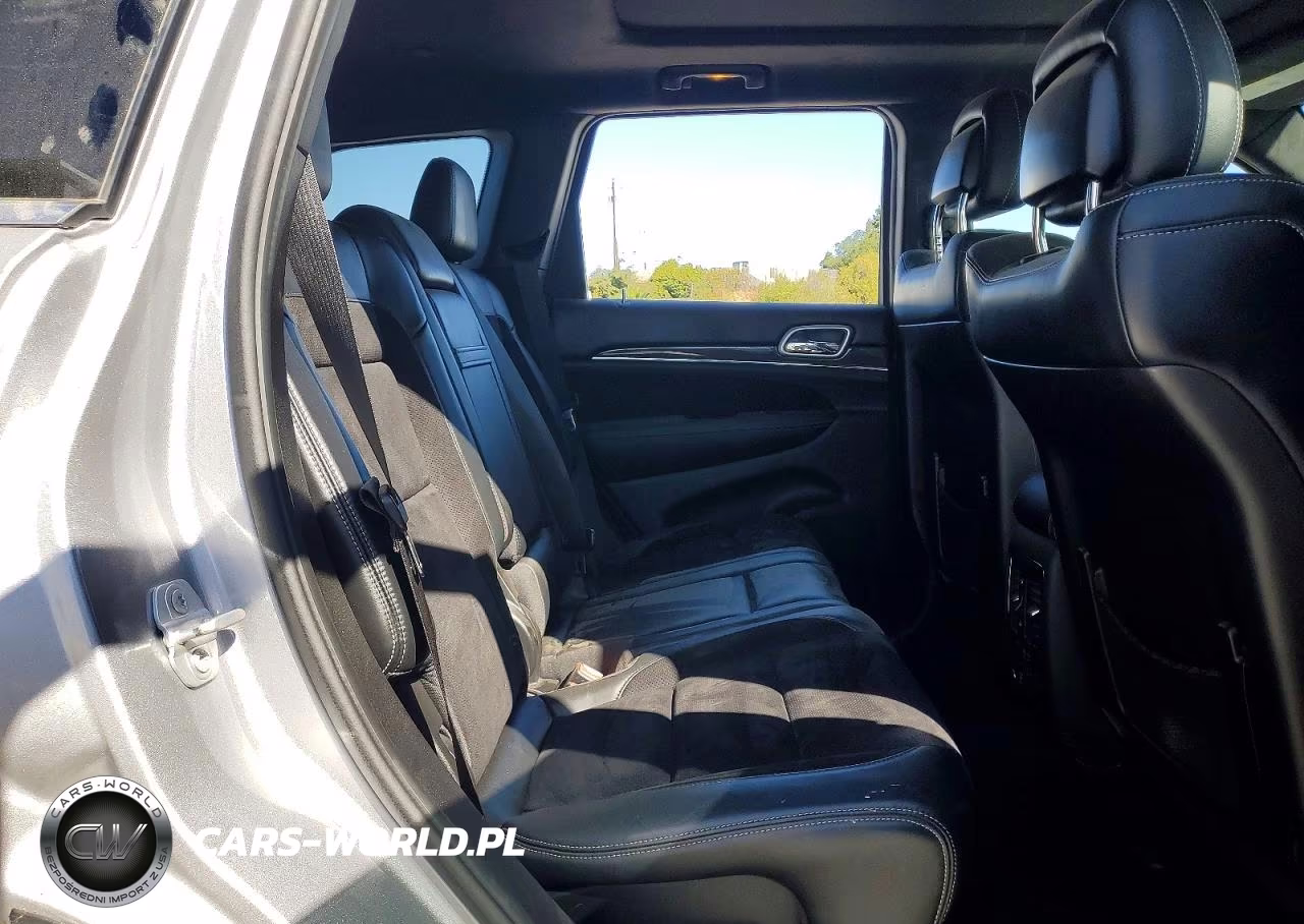 2015 Jeep Grand Cherokee Srt-8 VIN:1C4RJFDJ7FC898632 - 11