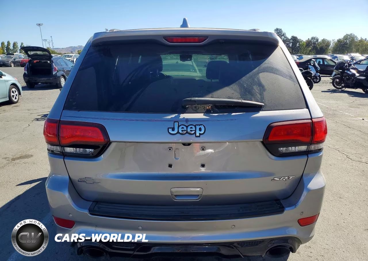 2015 Jeep Grand Cherokee Srt-8 VIN:1C4RJFDJ7FC898632 - 6