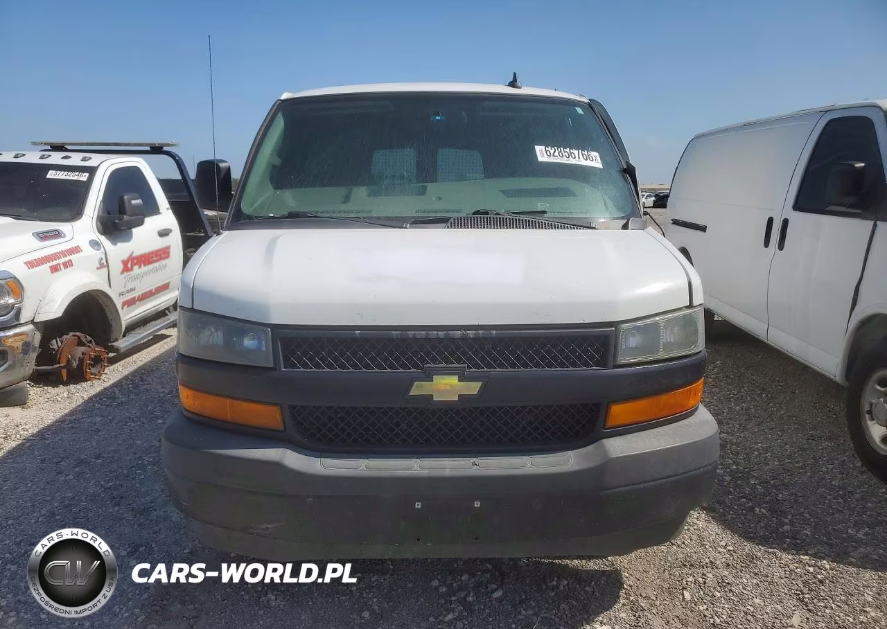 2018 Chevrolet Express 3500 Delivery Van VIN:1GCZGHFG0J1228341 - 5