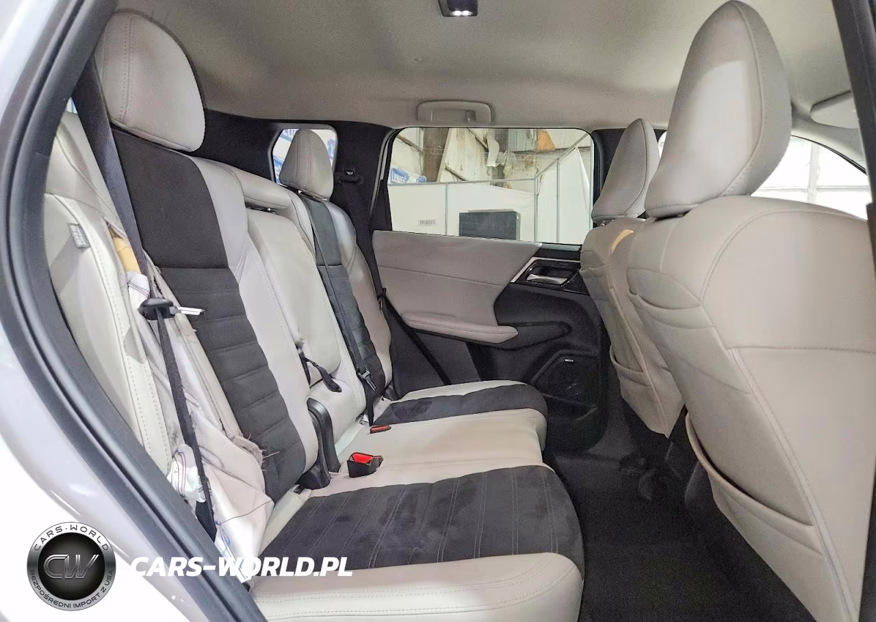 2025 Mitsubishi Outlander Se VIN:JA4J4VA85SZ020800 - 11