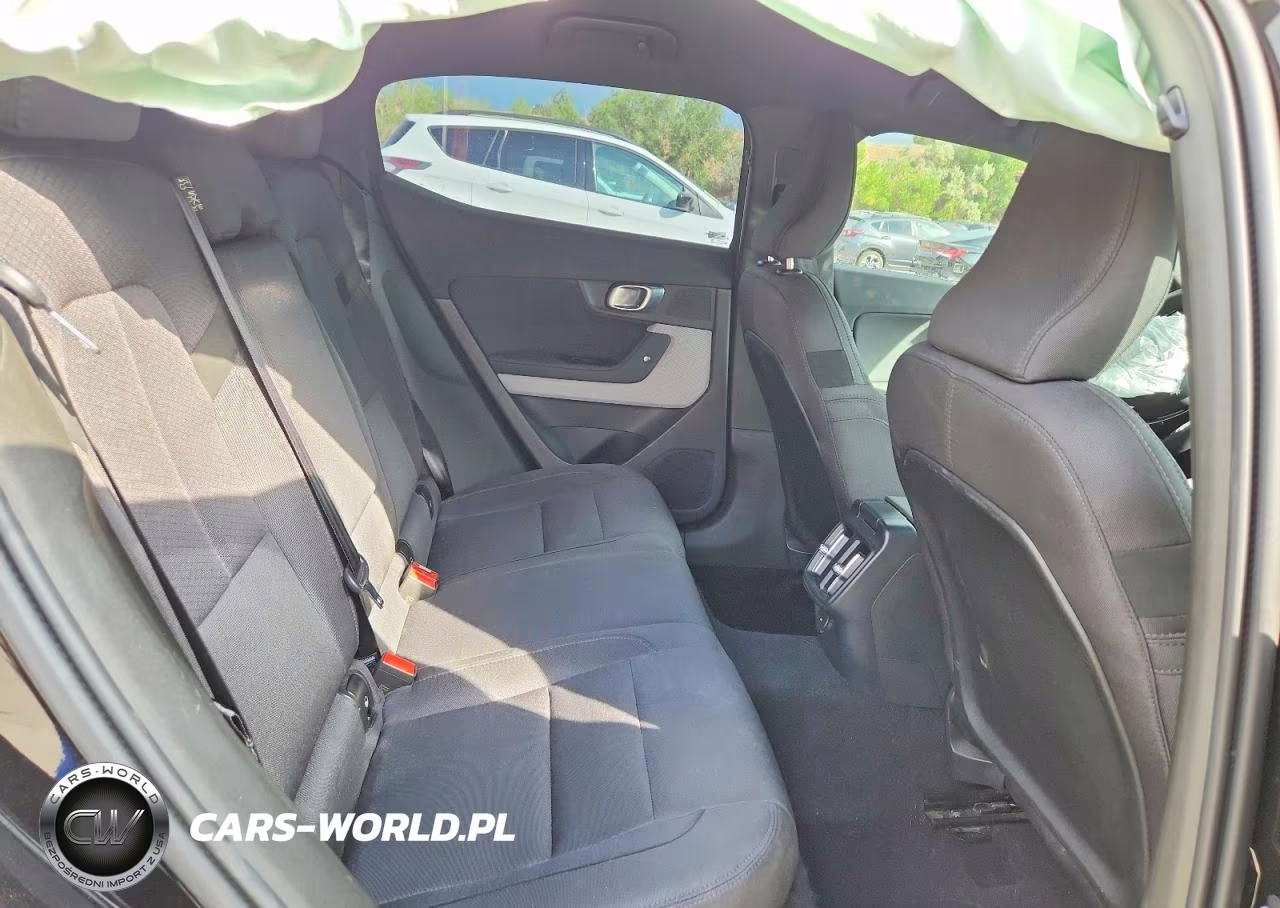 2022 Polestar 2 VIN:LPSED3KA0NL085079 - 10