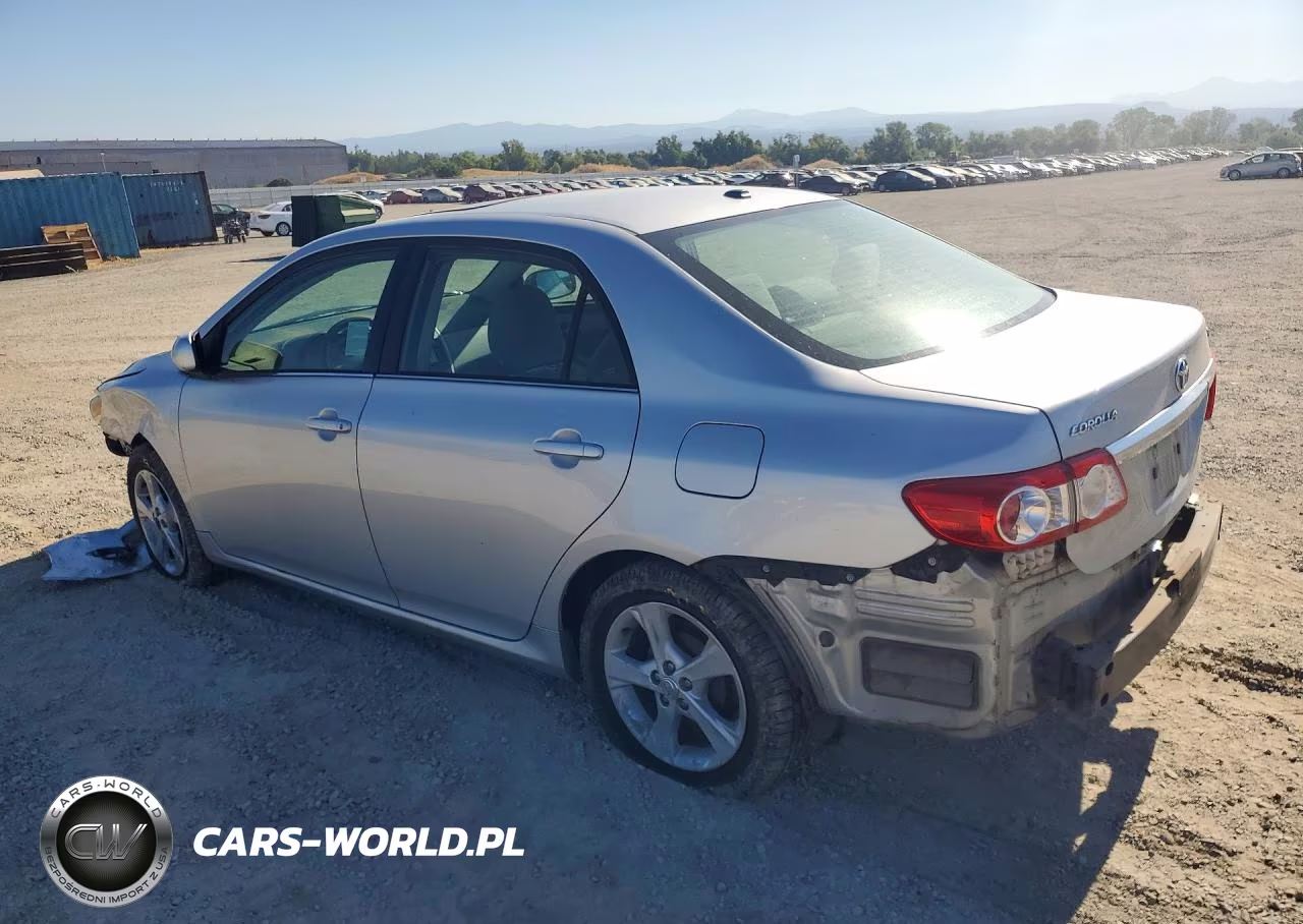 2013 Toyota Corolla Le VIN:5YFBU4EE8DP182440 - 2