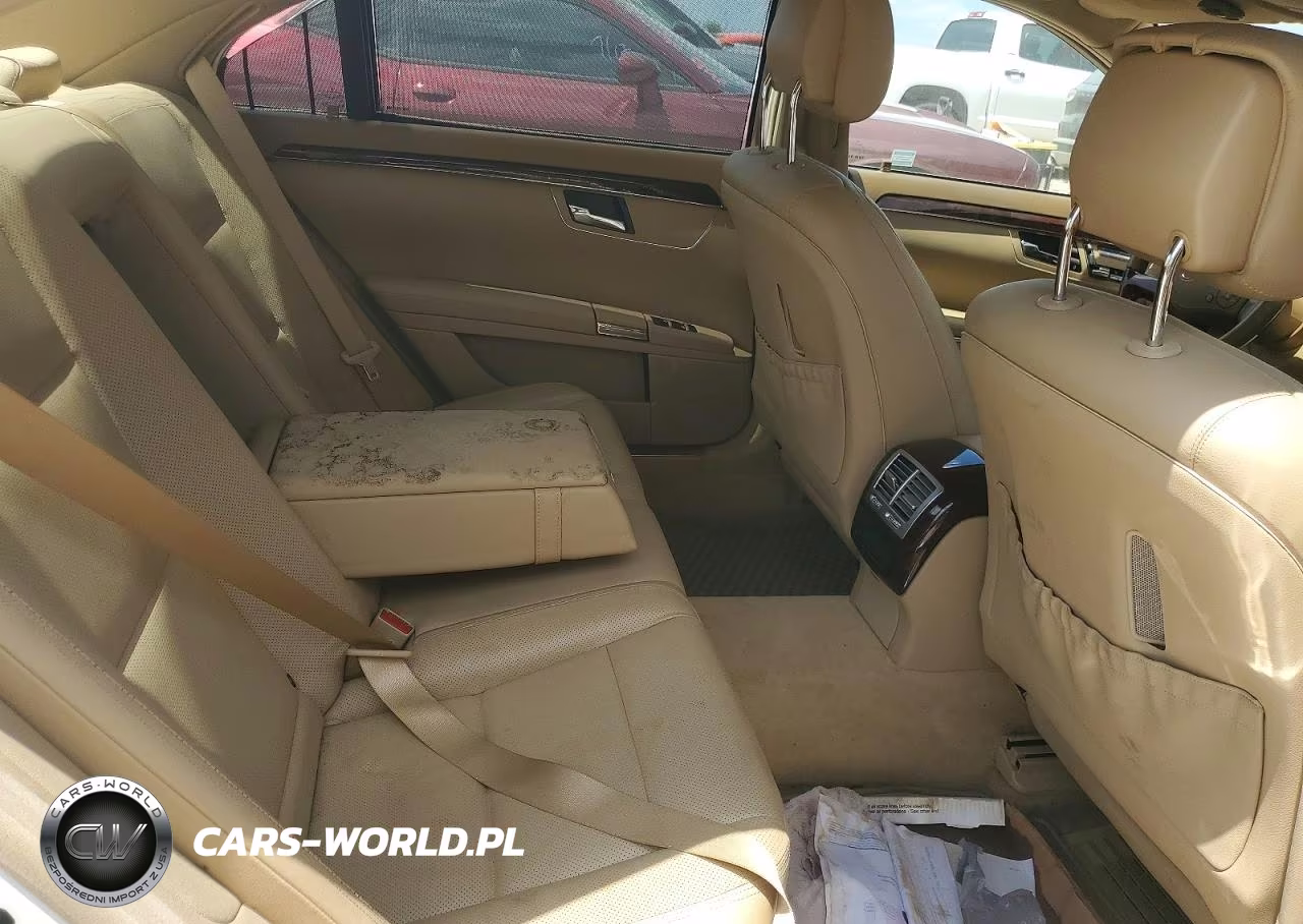 2012 Mercedes-Benz S 550 VIN:WDDNG7DB8CA422589 - 10