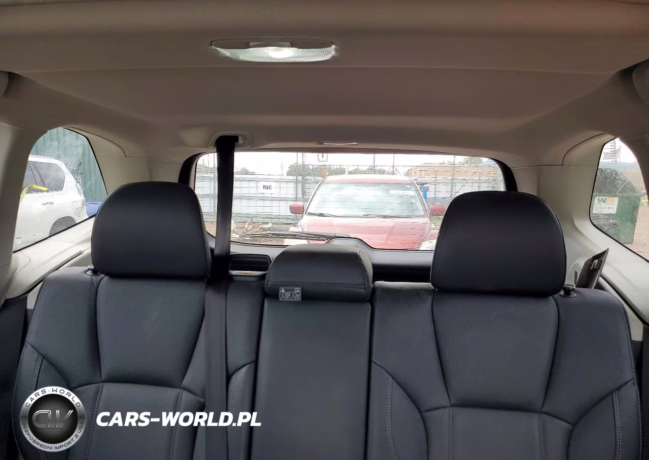 2019 Subaru Forester Touring VIN:JF2SKAWC4KH512666 - 10