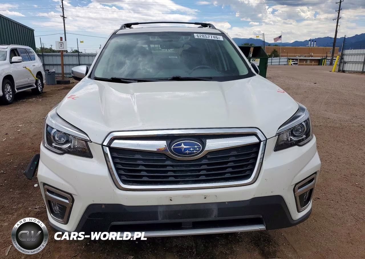 2019 Subaru Forester Touring VIN:JF2SKAWC4KH512666 - 5