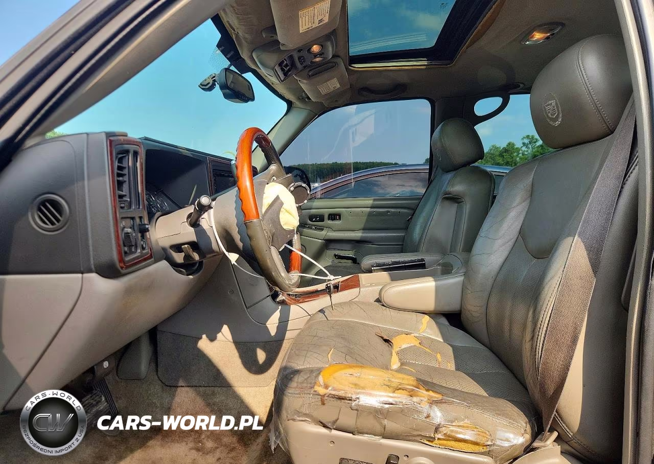 2005 Cadillac Escalade VIN:1GYEK63N85R139915 - 7