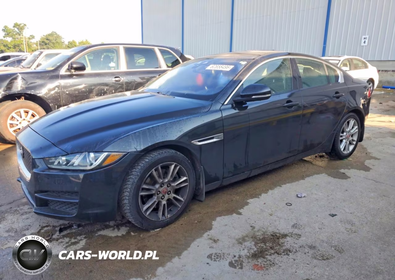 2017 Jaguar Xe Premium