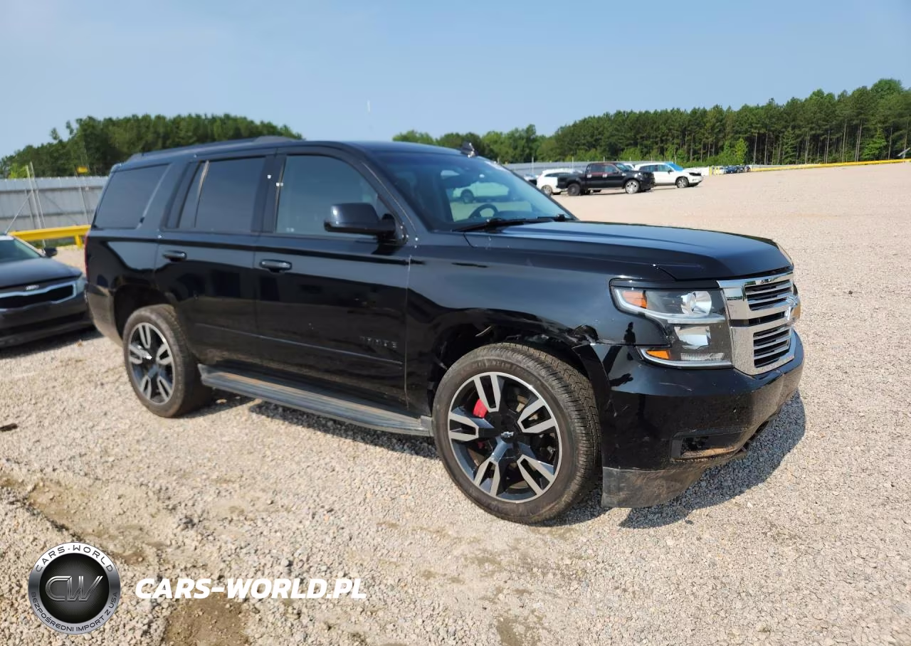 2019 Chevrolet Tahoe K1500 Premier VIN:1GNSKCKJ2KR232471 - 4