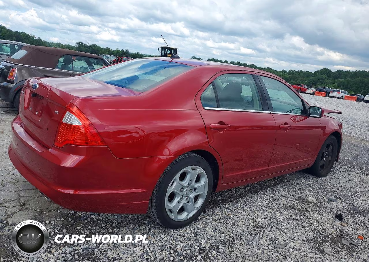 2010 Ford Fusion Se VIN:3FAHP0HA5AR294904 - 3