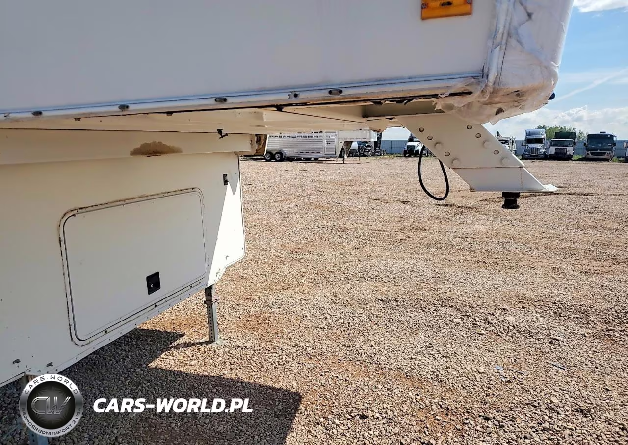 2000 Nu Wa Hitchhiker Camper VIN:1NW32KP04YD072605 - 7