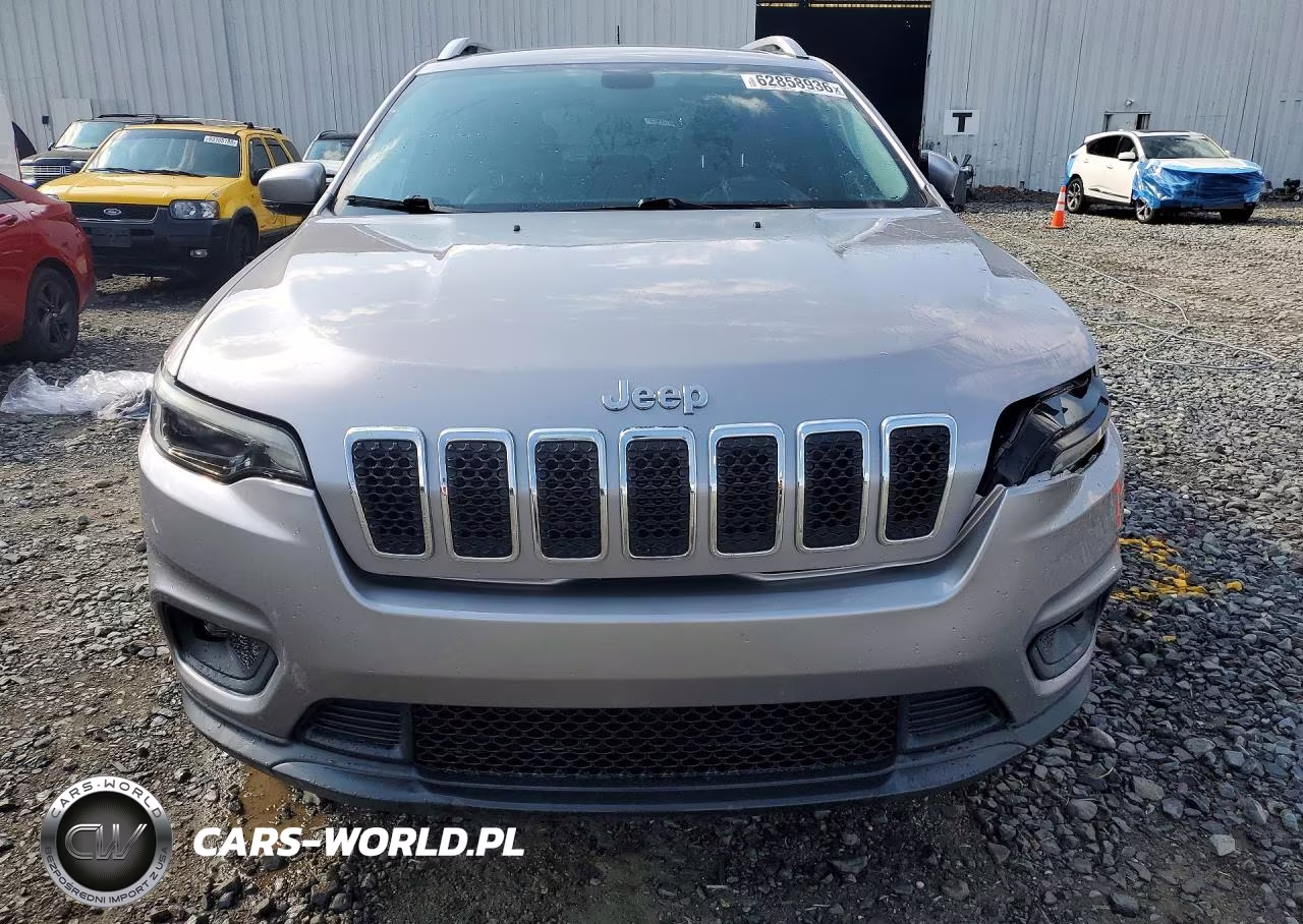 2020 Jeep Cherokee Latitude Plus VIN:1C4PJMLB5LD548699 - 5