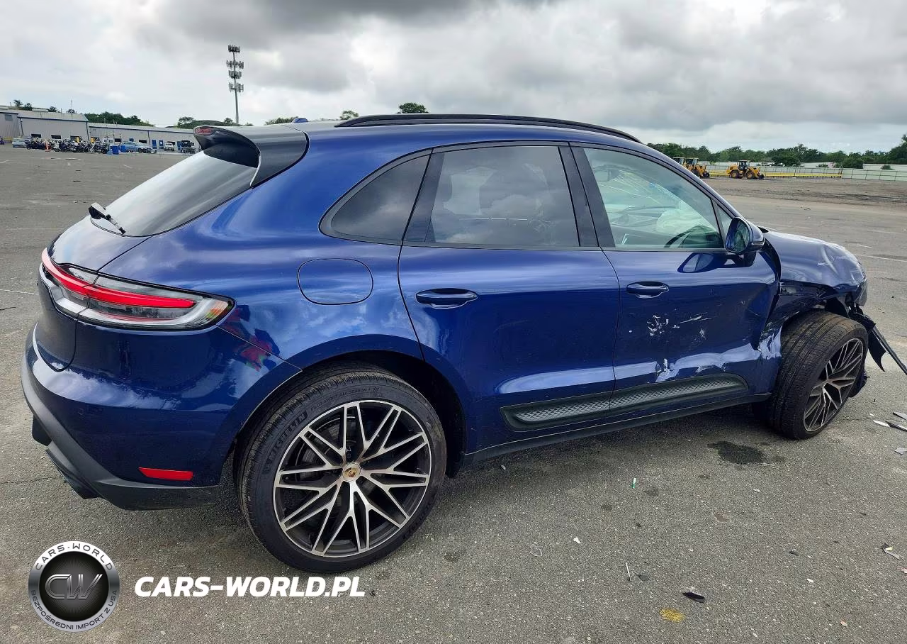 2025 Porsche Macan Base VIN:WP1AA2A58SLB03318 - 3
