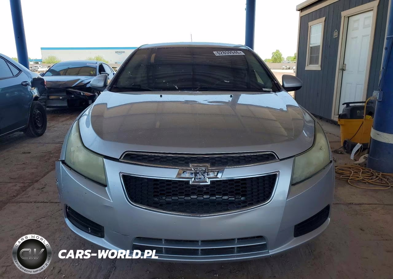 2012 Chevrolet Cruze Lt VIN:1G1PG5SC8C7108692 - 5
